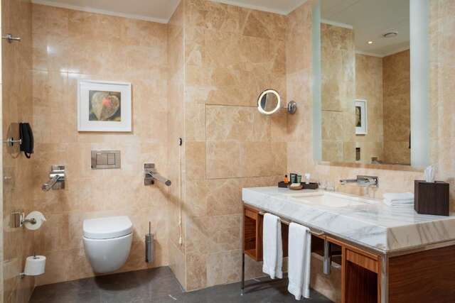 Отель Hilton Kyiv Киев-50